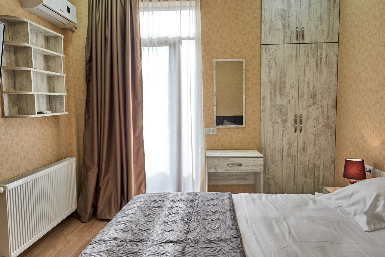 Guest Hotel Tbilisi Ngoại thất bức ảnh