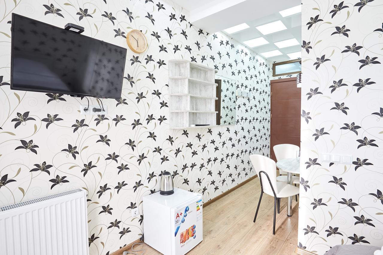 Guest Hotel Tbilisi Ngoại thất bức ảnh